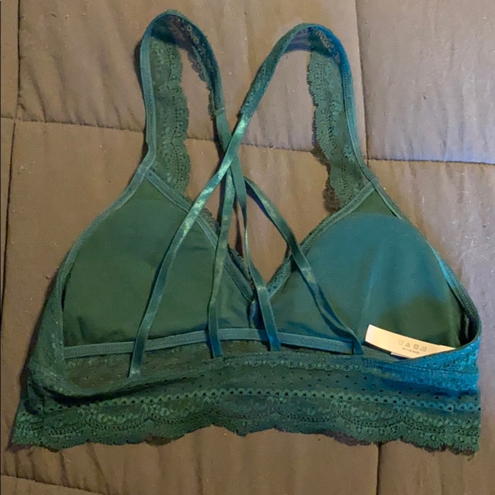 Green Bra - Picture 2 of 3